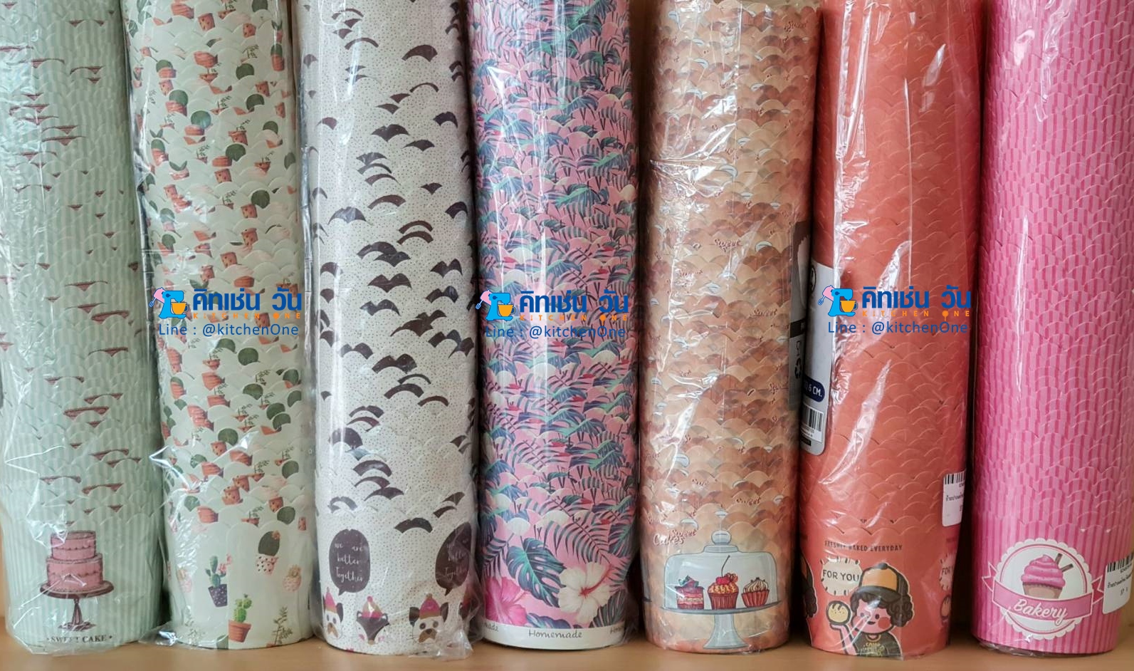 ถ้วยปาเนตโทน ขนาดก้น 5 ซม. และ 6 ซม. คละลาย แพ็คละ 50ใบ (ถ้วยกระดาษมัพฟิน ถ้วยคัพเค้ก)