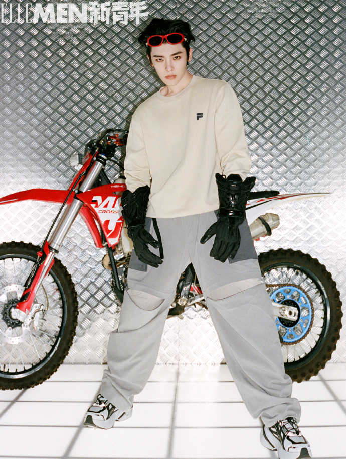 Pre - นิตยสาร ELLEMEN Fresh โหวหมิงฮ่าว HouMinghao 2024