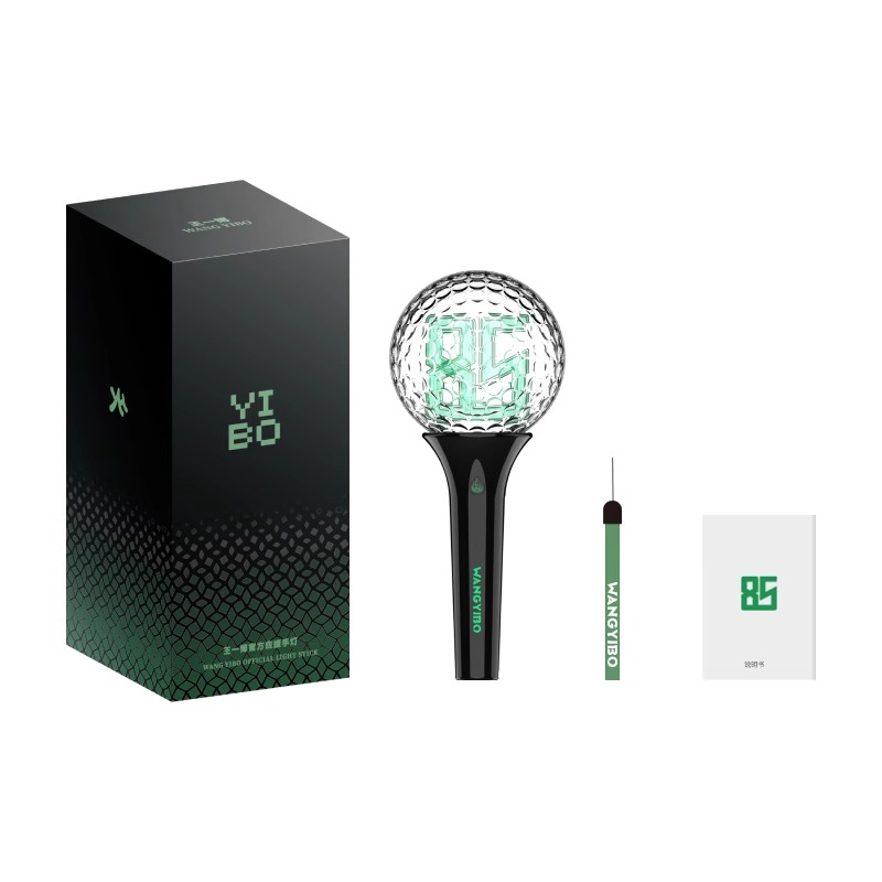 Pre - แท่งไฟหวังอี้ป๋อ WangYibo official (สั่งตอนนี้ไม่มีการ์ด) 王一博