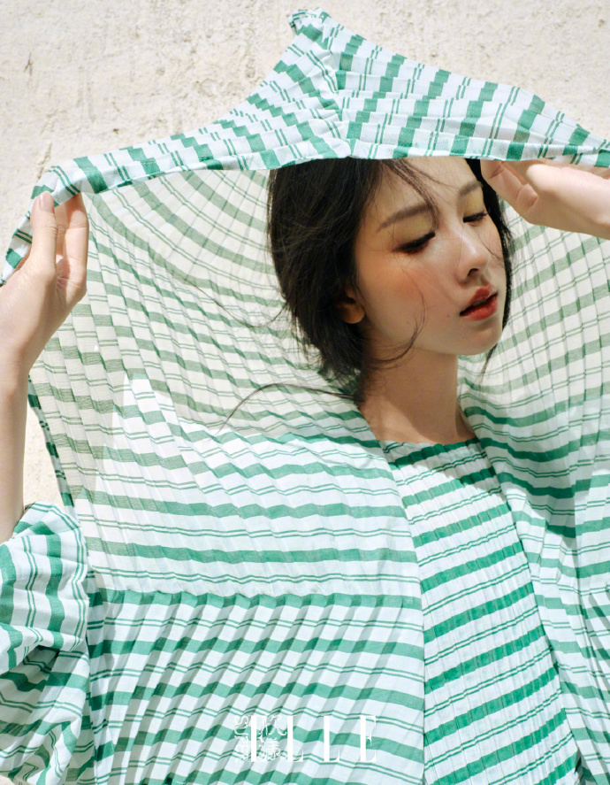 Pre - นิตยสาร SuperELLE เฉินตูหลิง ChenDuling 2025+การ์ด+โพลารอยด์