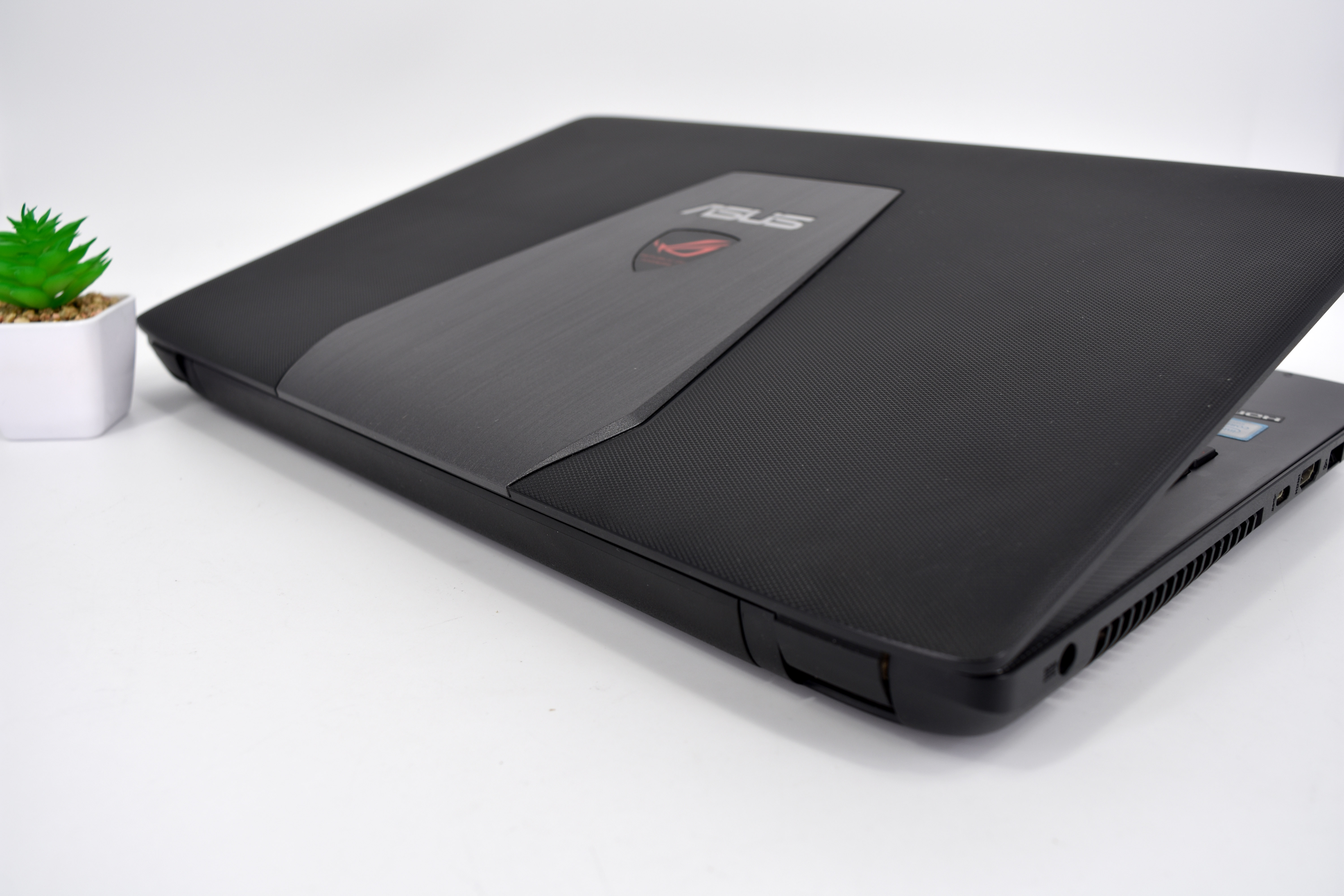 NOTEBOOK ASUS ROG GL552VW-DM010D
