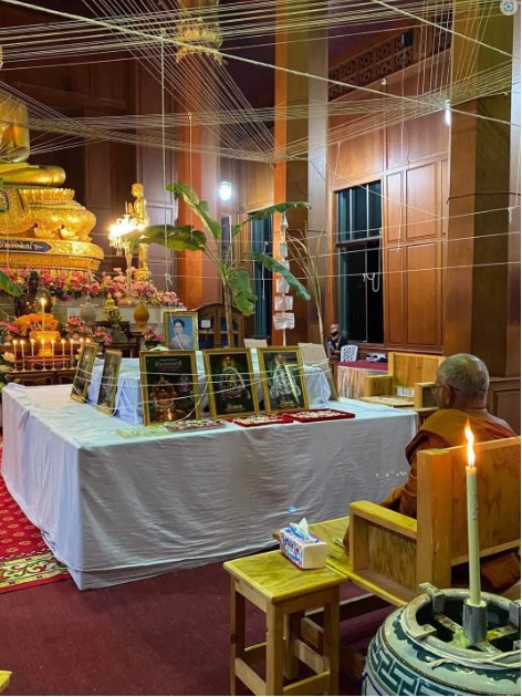 เหรียญปิดตาพุทธศิลป์หลังเต่า รุ่นสิริมงคล รายการที่ 42 ยันต์ตรี เลข ๑๐ กระไหล่เงินลงยาพื้นสีส้ม ลงยาขอบคละแบบ จัสร้าง 50เหรีญ หลวงปู่โต๊ะ วัดถ้ำสิงโตทอง