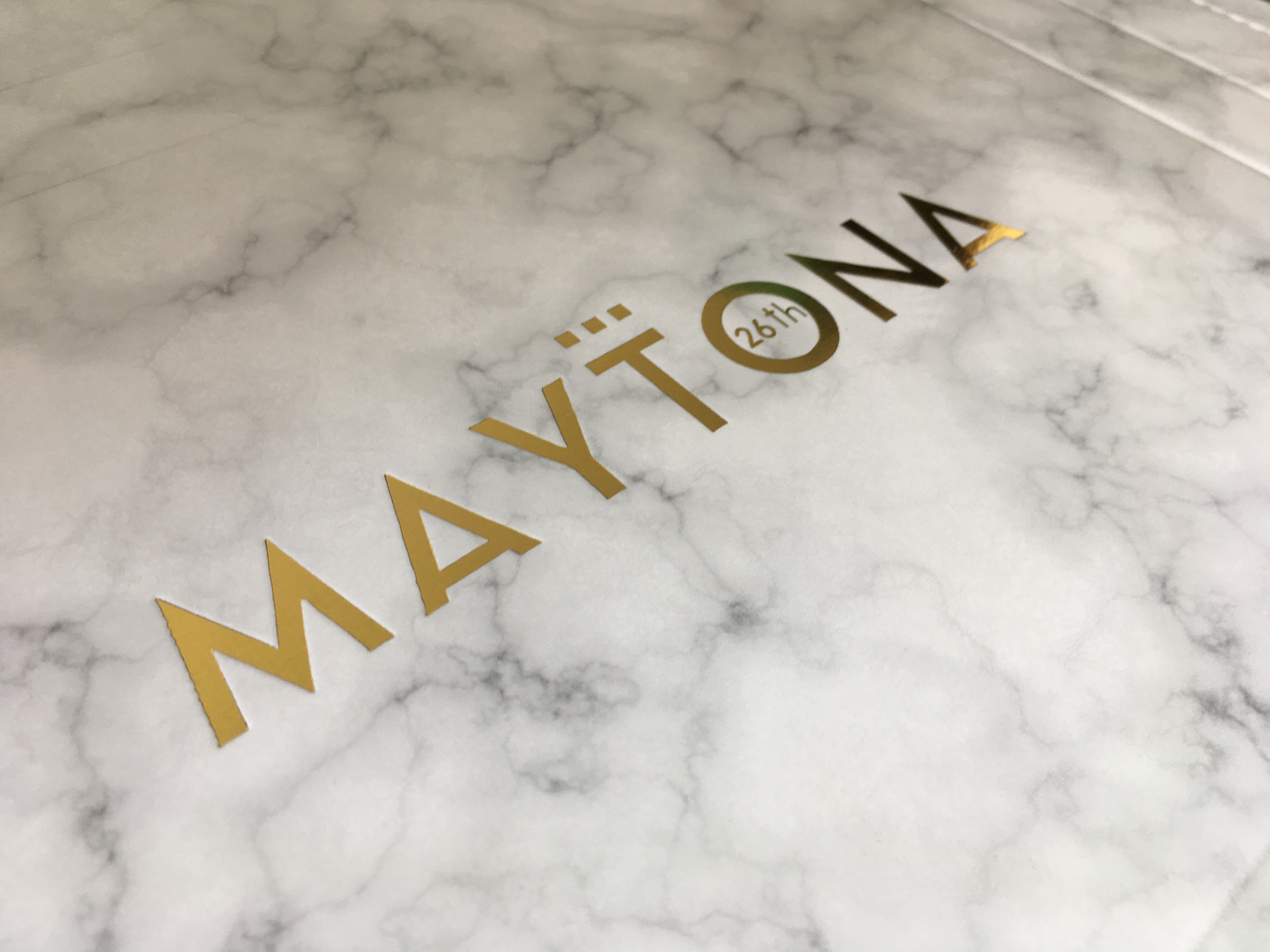 พิมพ์กระดาษลูกฟูก สกรีนกล่องลูกฟูก พิมพ์กล่องของขวัญสำเร็จรูป สกรีนกล่องใส่ของ