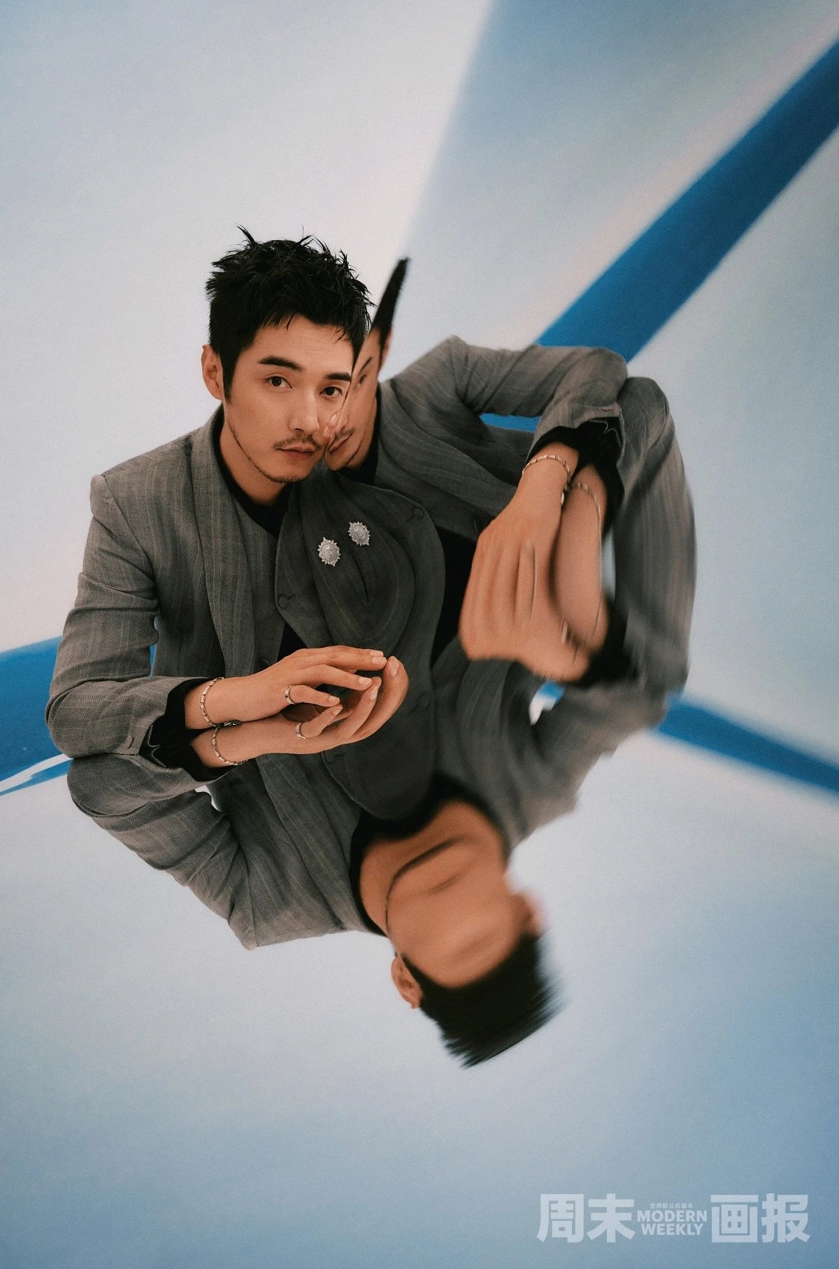 Pre - นิตยสาร Modern Weekly 金世佳 จินชื่อเจีย JinShiJia 2024