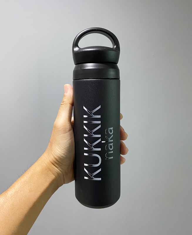 พิมพ์ สกรีนชื่อ พร้อมโลโก้บนกระบอกน้ำ กระติกน้ำ 1 ด้าน เปลี่ยนชื่อได้