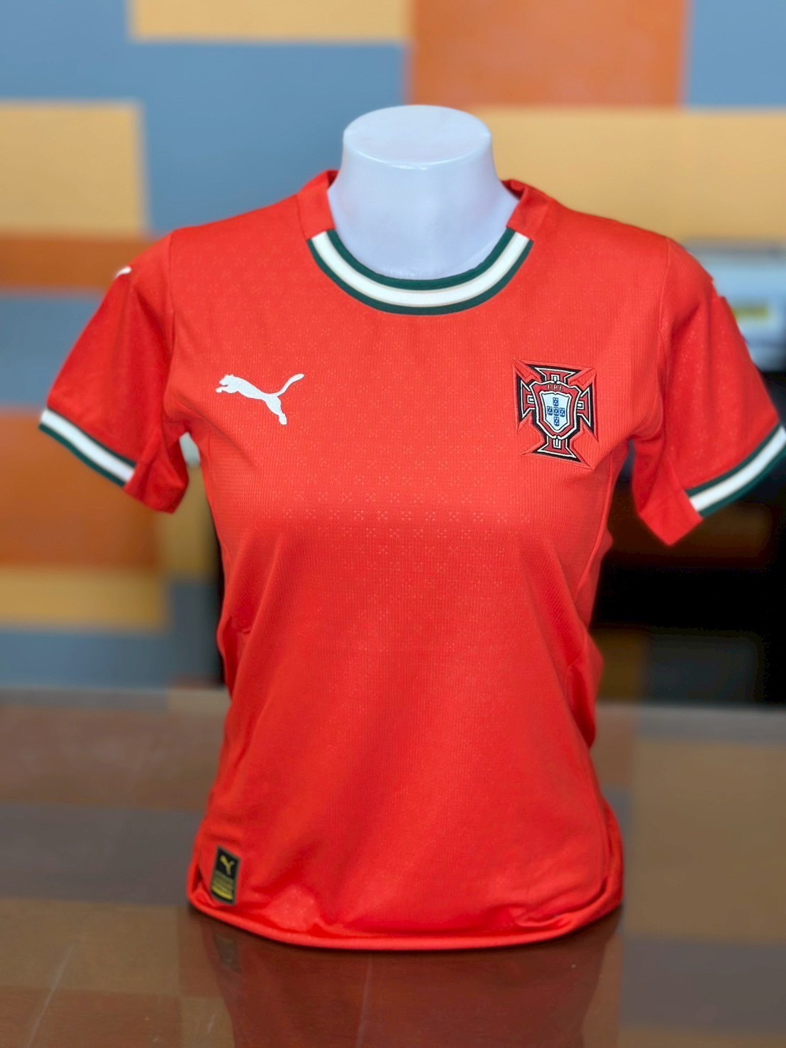 เสื้อฟุตบอลผู้หญิง โปรตุเกส เหย้า สีเเดง Fans Edition เกรดฟุตบอล 2025