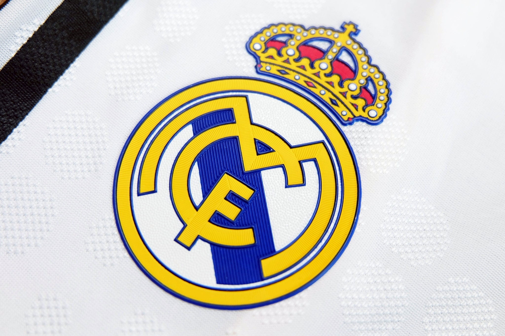 กางเกงฟุตบอลสโมสร ทีมเรอัล มาดริด Player Edition เกรดแฟนบอล 2025