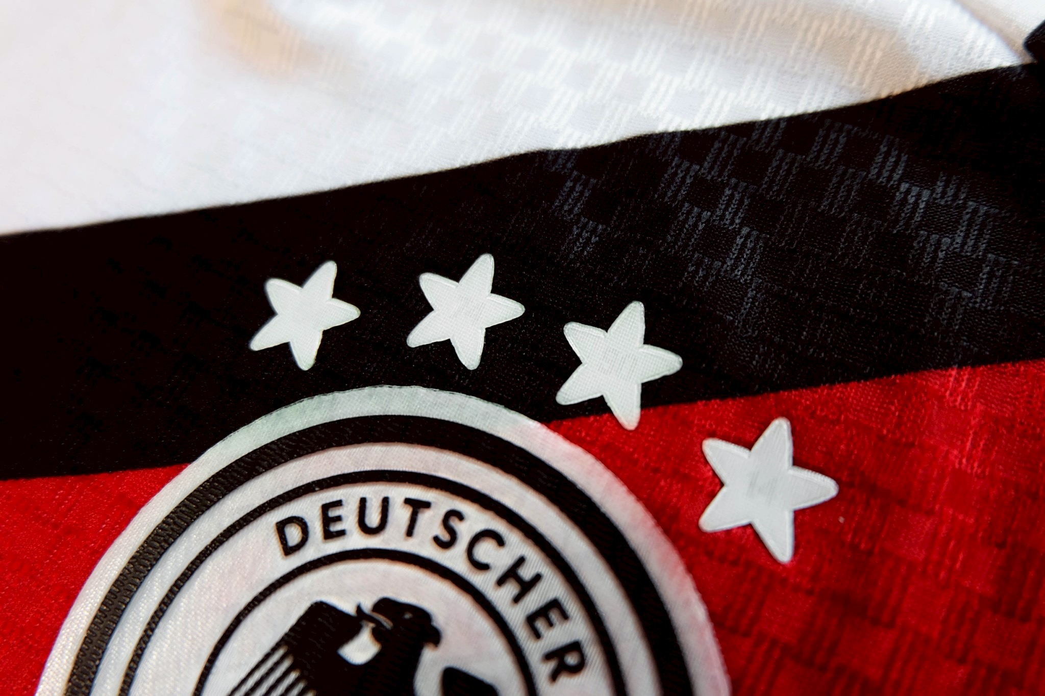 มาใหม่เสื้อฟุตทีมชาติทีมชาติเยอรมัน เหย้า สีขาว สำหรับผู้ชาย Player Edition เกรดนักเตะ 2026