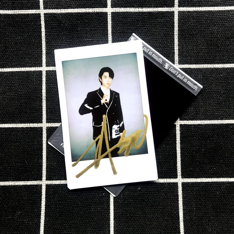 Pre - รูปถ่ายที่มีลายเซ็น ZhangJiayuan