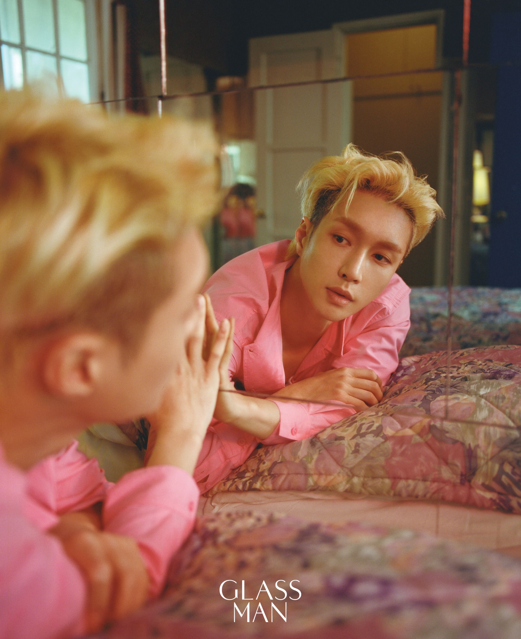 Pre - นิตยสาร GLASS MAN อี้ชิง zhangyixing 1/2023+โปสเตอร์