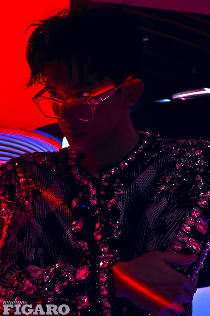 Pre - นิตยสาร Madame Figaro อี้หยางเซียนซี YiYangQianXi แจ็กสันหยี/JacksonYee 2021