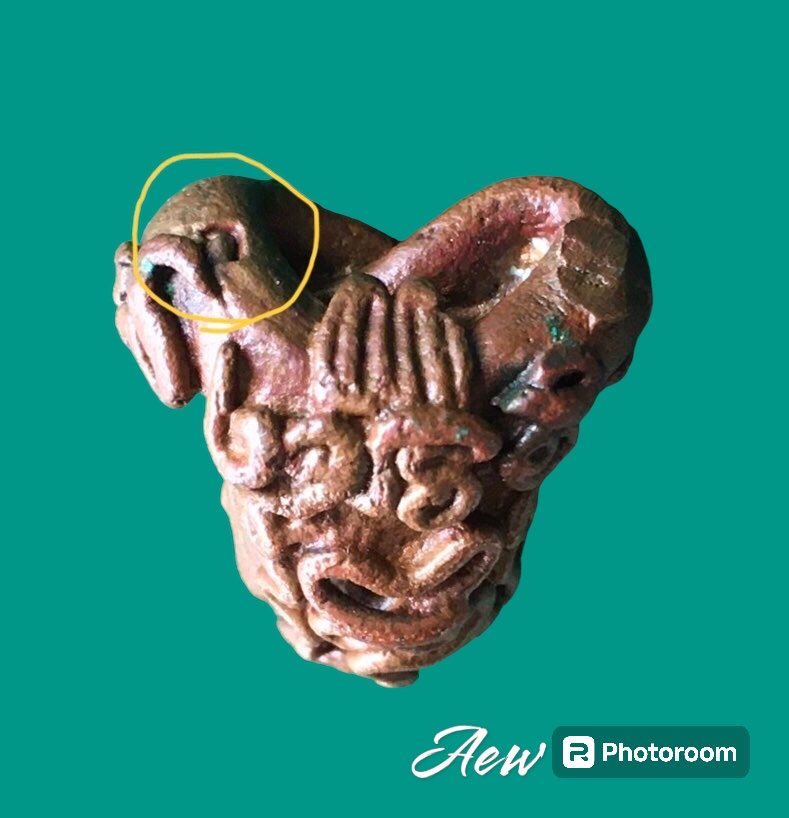 พระปิดตายันต์ยุ่ง หลวงพ่อเกษม สุสานไตรลักษณ์ ลำปาง เนื้อนวะ ปี2536 รุ่นแรก (ต๊อกโค๊ด ก.)