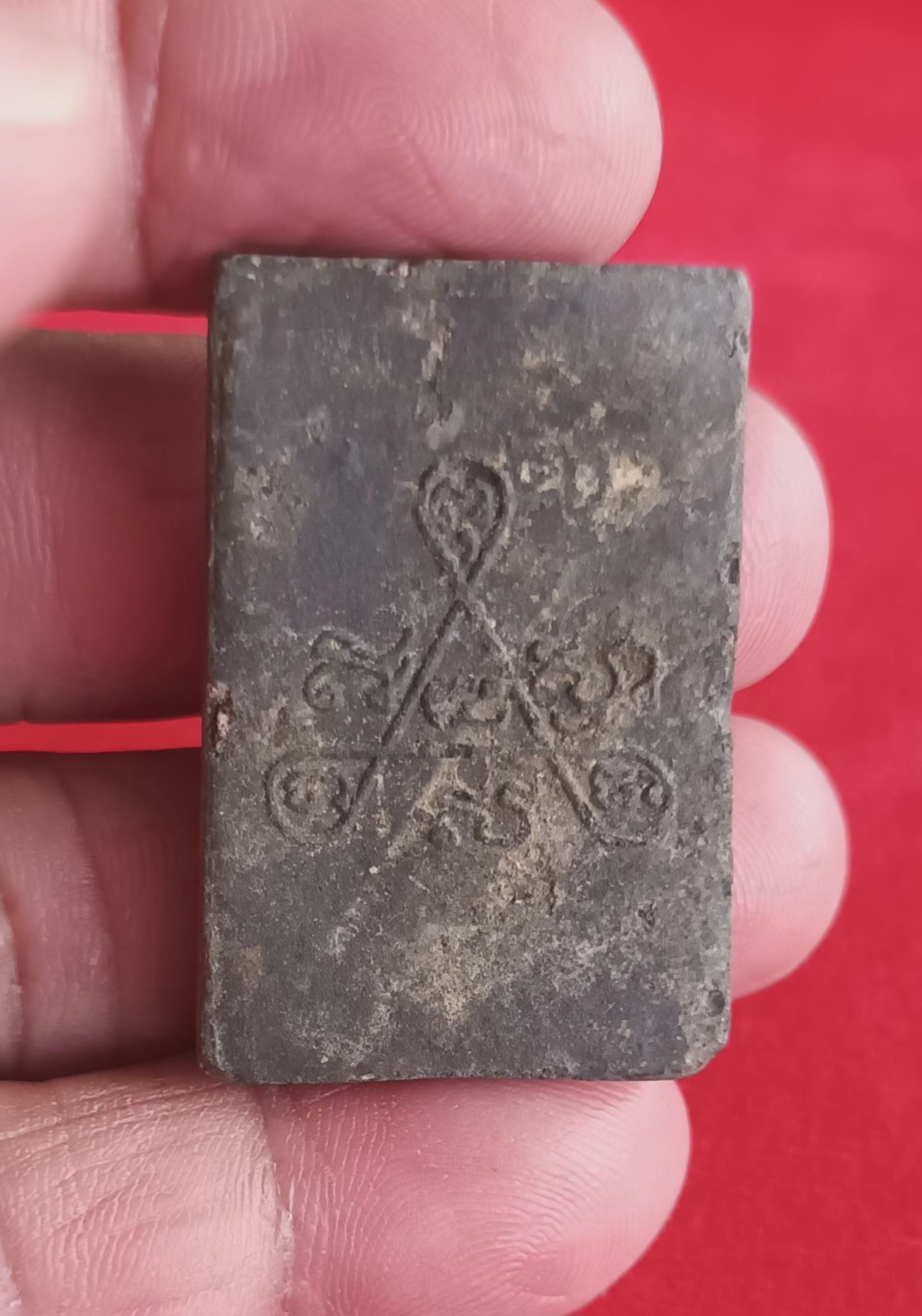 พระสมเด็จหลังยันต์3ลงกรุ เนื้อไพรดำ สร้างน้อยหายากครับปี 2517 หลวงปู่ทิม วัดละหารไร่ จ.ระยอง