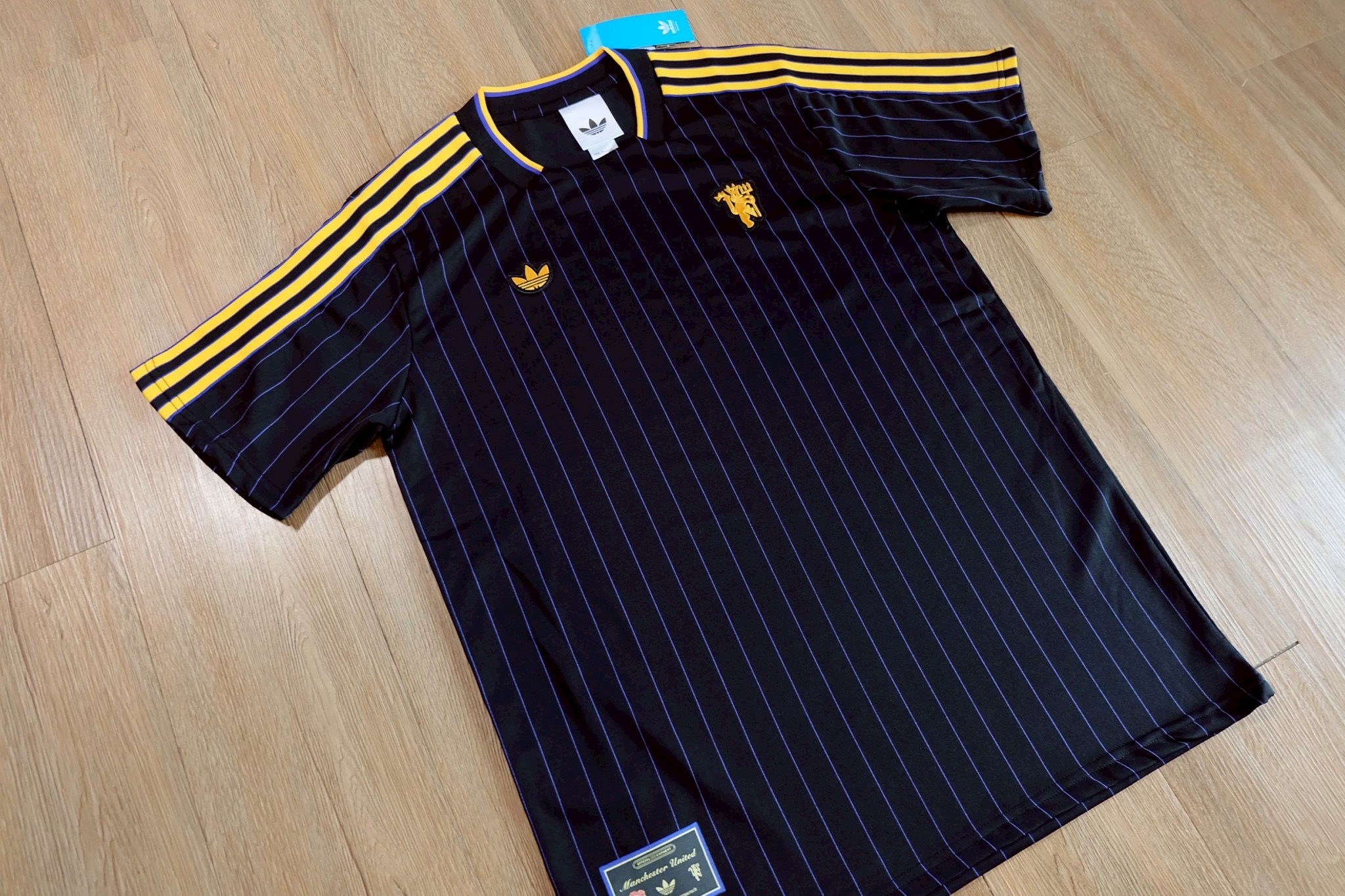 เสื้อฟุตบอล Terrace Icons ปี 2025/26 สโมสรแมนยู สีดำ เกรดแฟนบอล พรีเมี่ยม💯