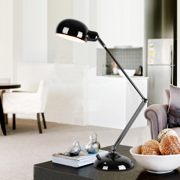 โคมไฟตั้งโต๊ะรุ่น High-End