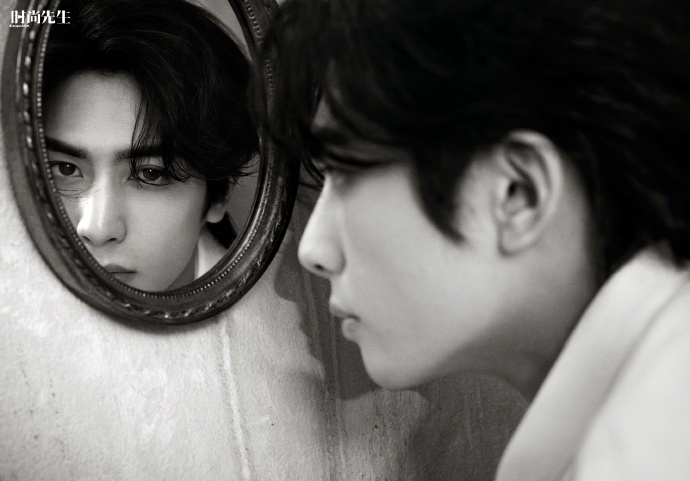 Pre - นิตยสาร Esquire ซ่งเวยหลง SongWeilong 2024