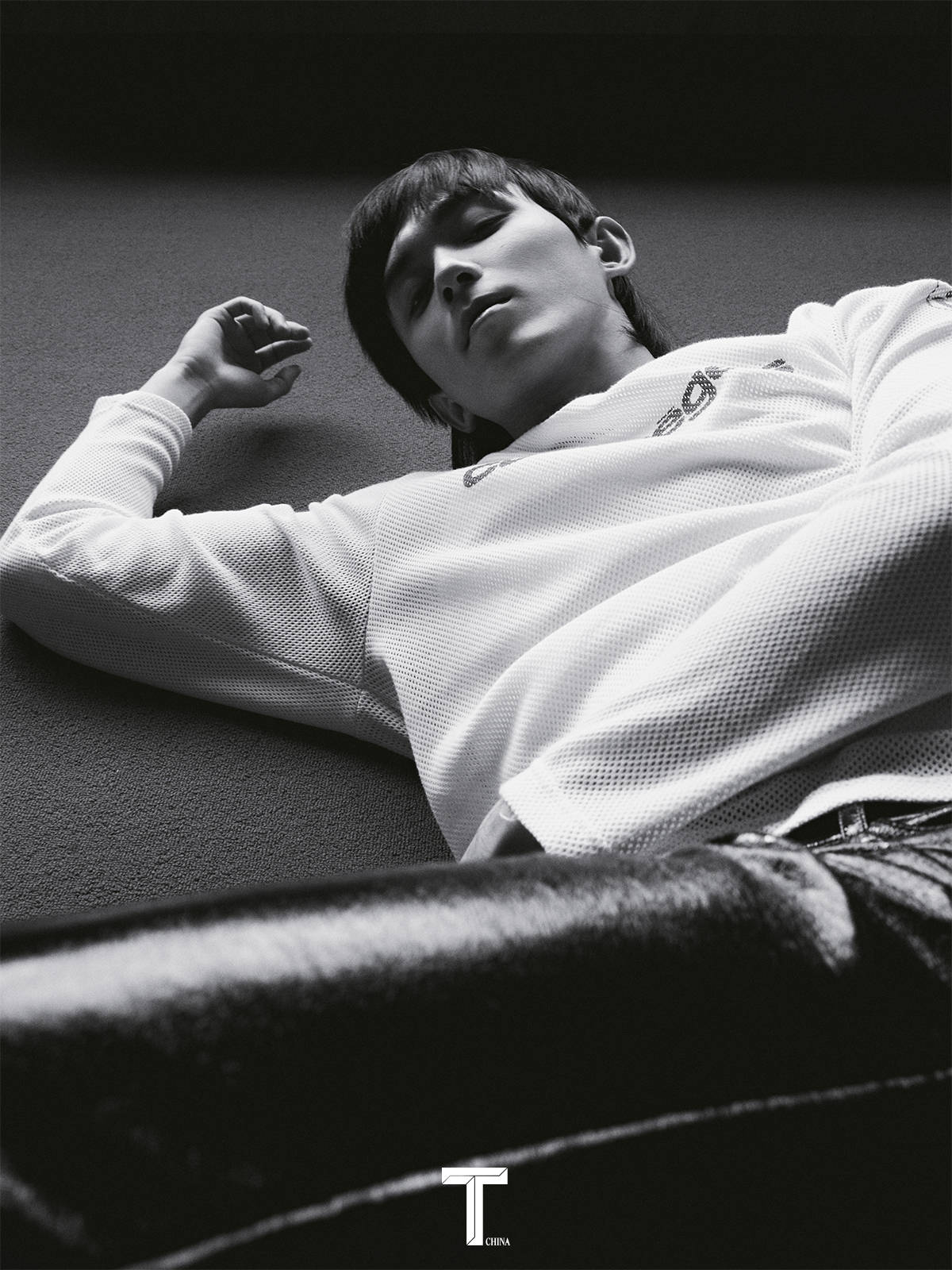 Pre - นิตยสาร T ปกอู๋เหลย WuLei 吴磊 2022+โปสเตอร์