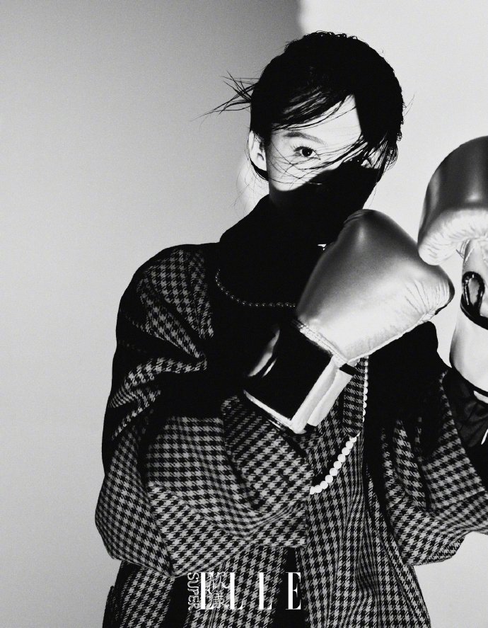 Pre - นิตยสาร SuperELLE LiQin หลี่ชิ่น 2025