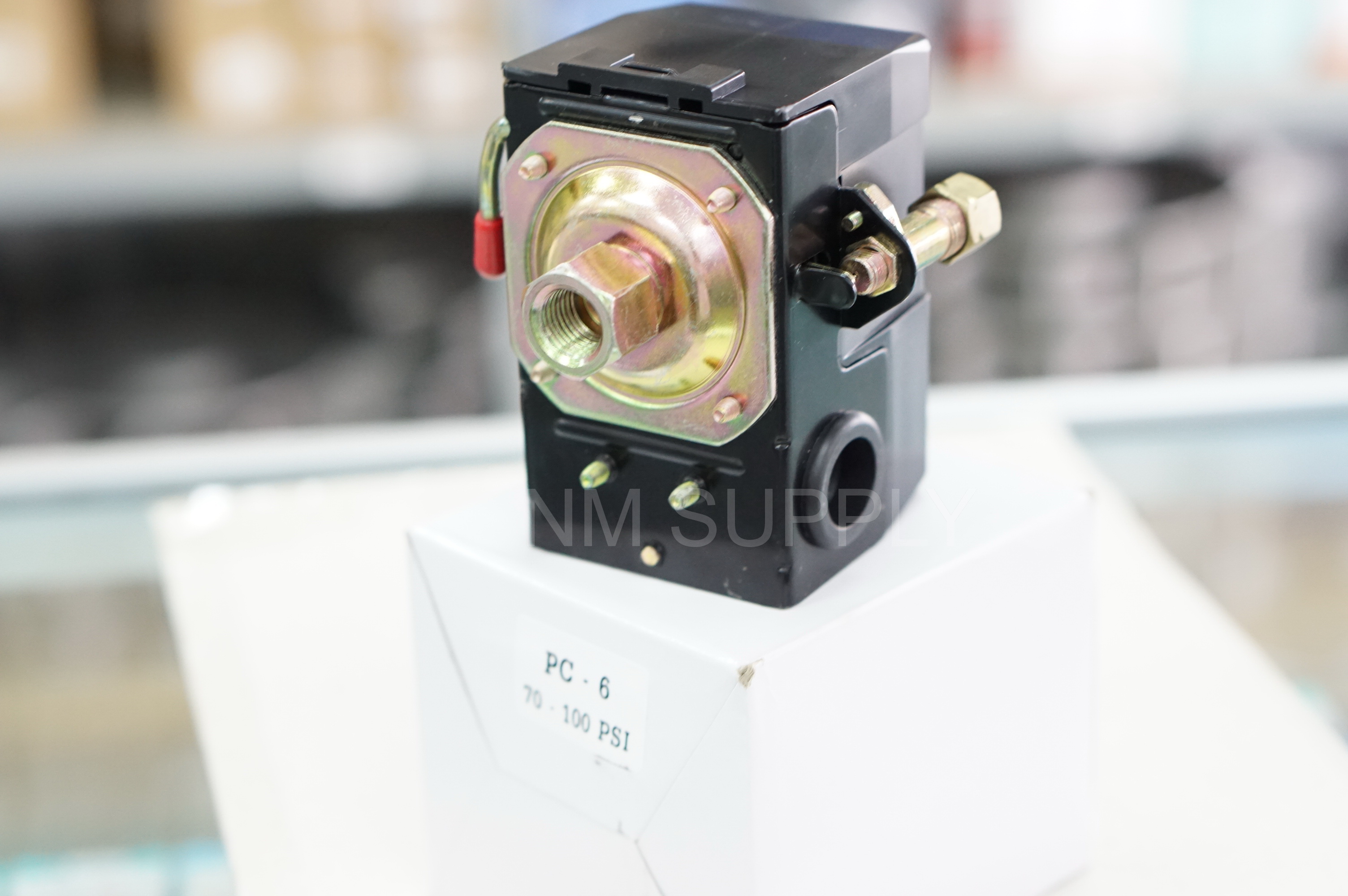 ตัวตัดลม PC - 6 (มีขาเขี่ย มีท่อข้าง)