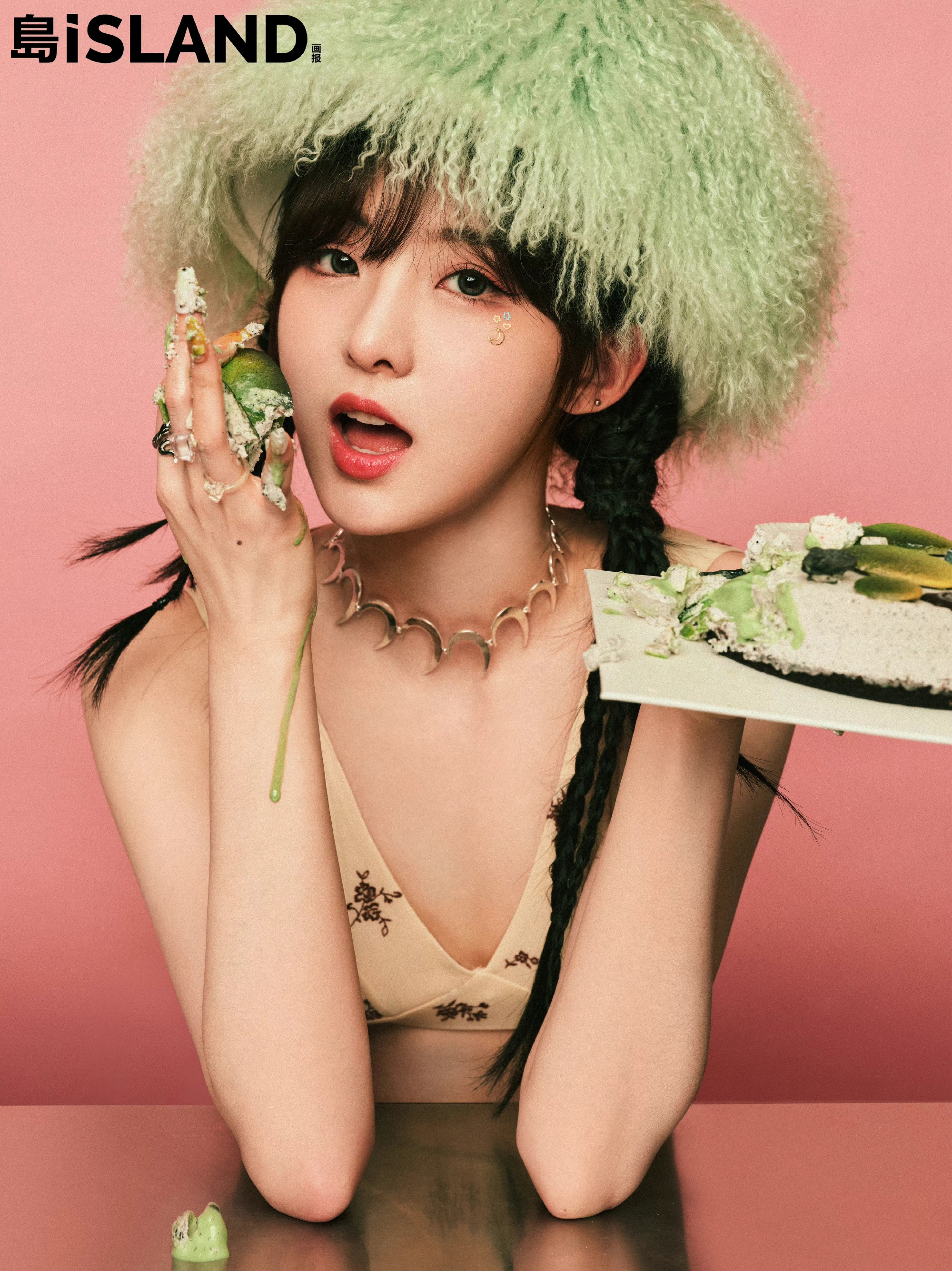 Pre - นิตยสาร ISLAND #เนเน่ ZhengNaixin 2022