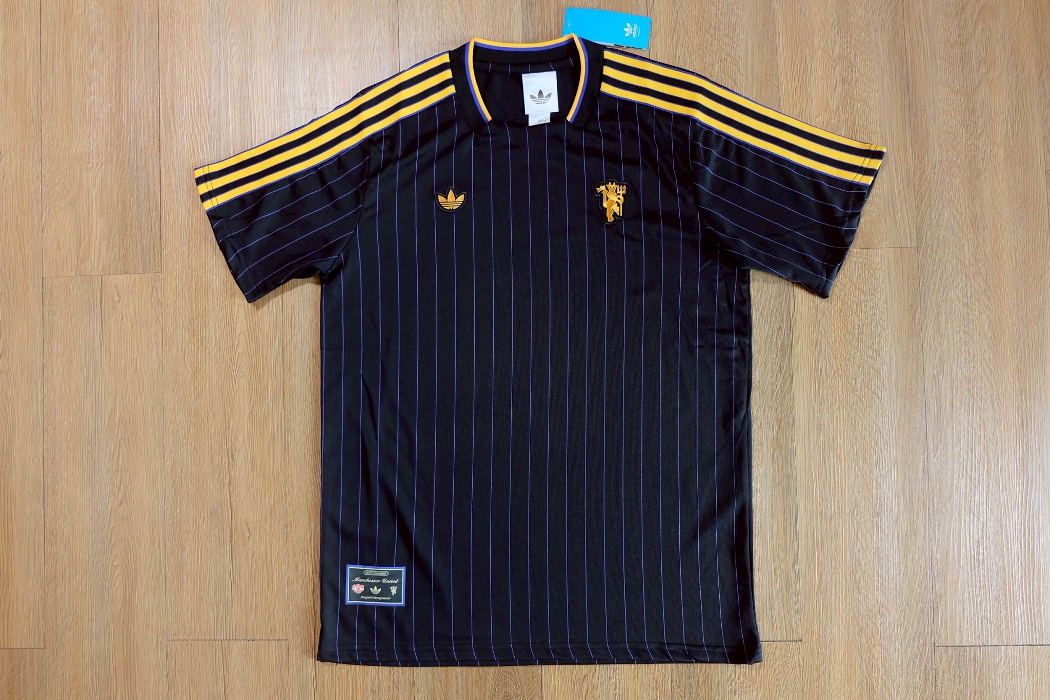 เสื้อฟุตบอล Terrace Icons ปี 2025/26 สโมสรแมนยู สีดำ เกรดแฟนบอล พรีเมี่ยม💯