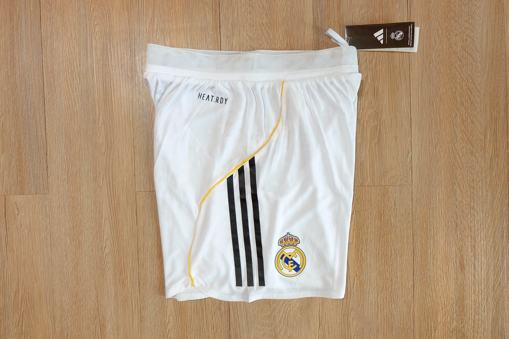 กางเกงฟุตบอลสโมสร ทีมเรอัล มาดริด Player Edition เกรดแฟนบอล 2025