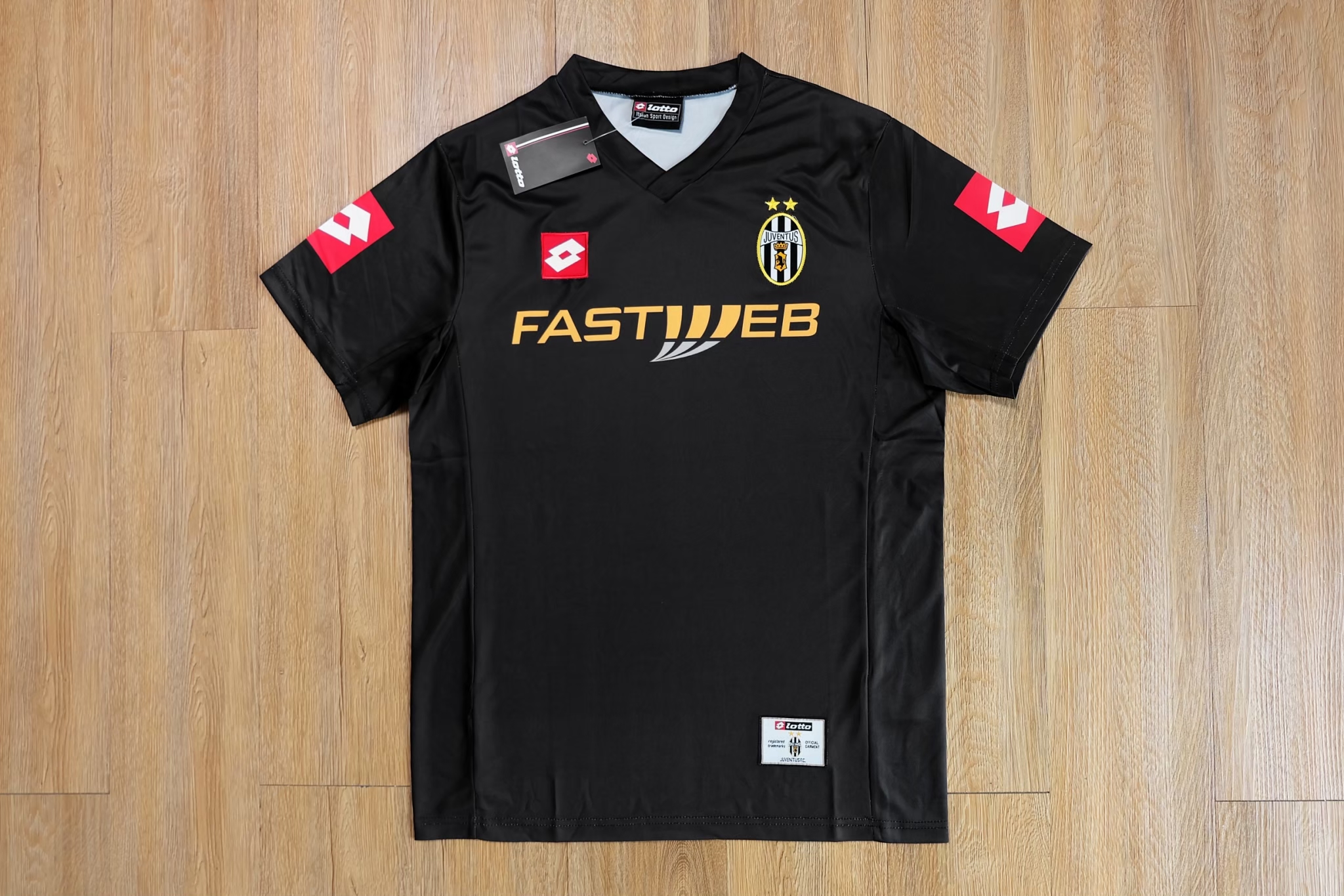 Retro เสื้อยูเวนตุส ย้อนยุค 2001/02 Juventus Fastweb Away Jersey