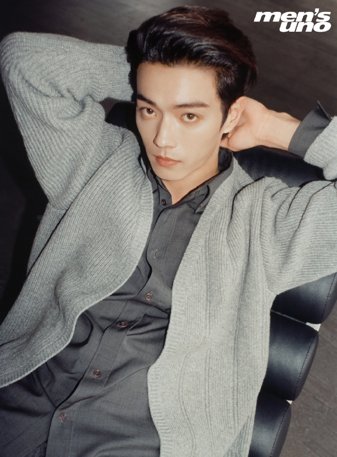 Pre - นิตยสาร Men’s Uno สวีข่าย Xukai 2024+โปสเตอร์พับ