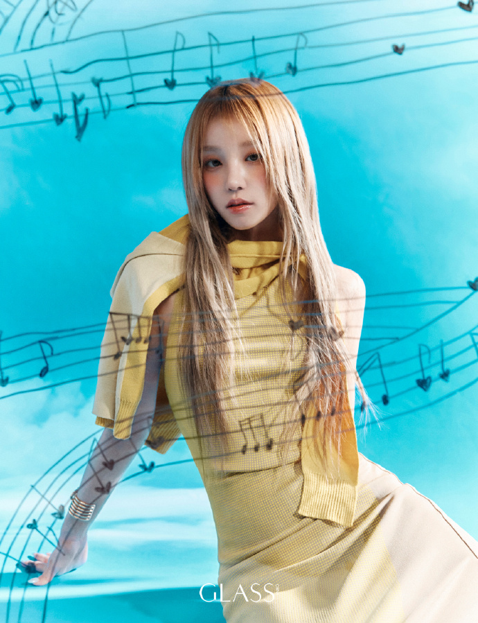 Pre - นิตยสาร Glass ซ่งอวี่ฉี SongYuqi 2024/YUQI NYLON 2023