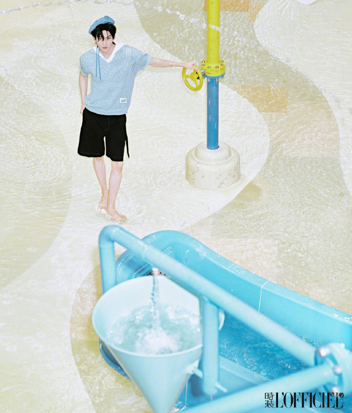 Pre - นิตยสาร L’Officiel China โจวเคออวี่ Zhoukeyu DanielZhou 2025+การ์ด