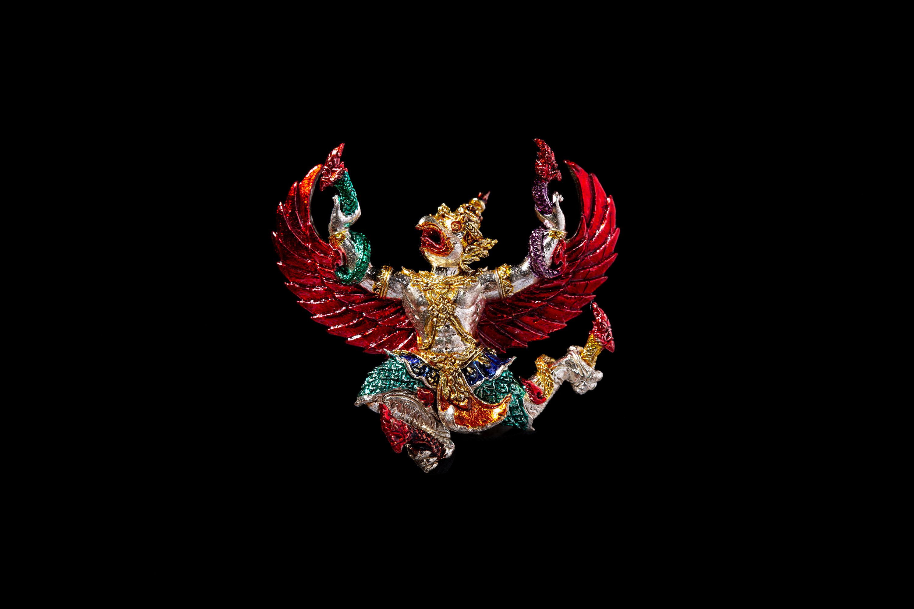 พญาครุฑ รุ่นรวยล้นฟ้า พระมหาสุรศักดิ์ ปลุกเสก ณ.วัดประดู่ เนื้อสัมฤทธิ์เงินลงยา