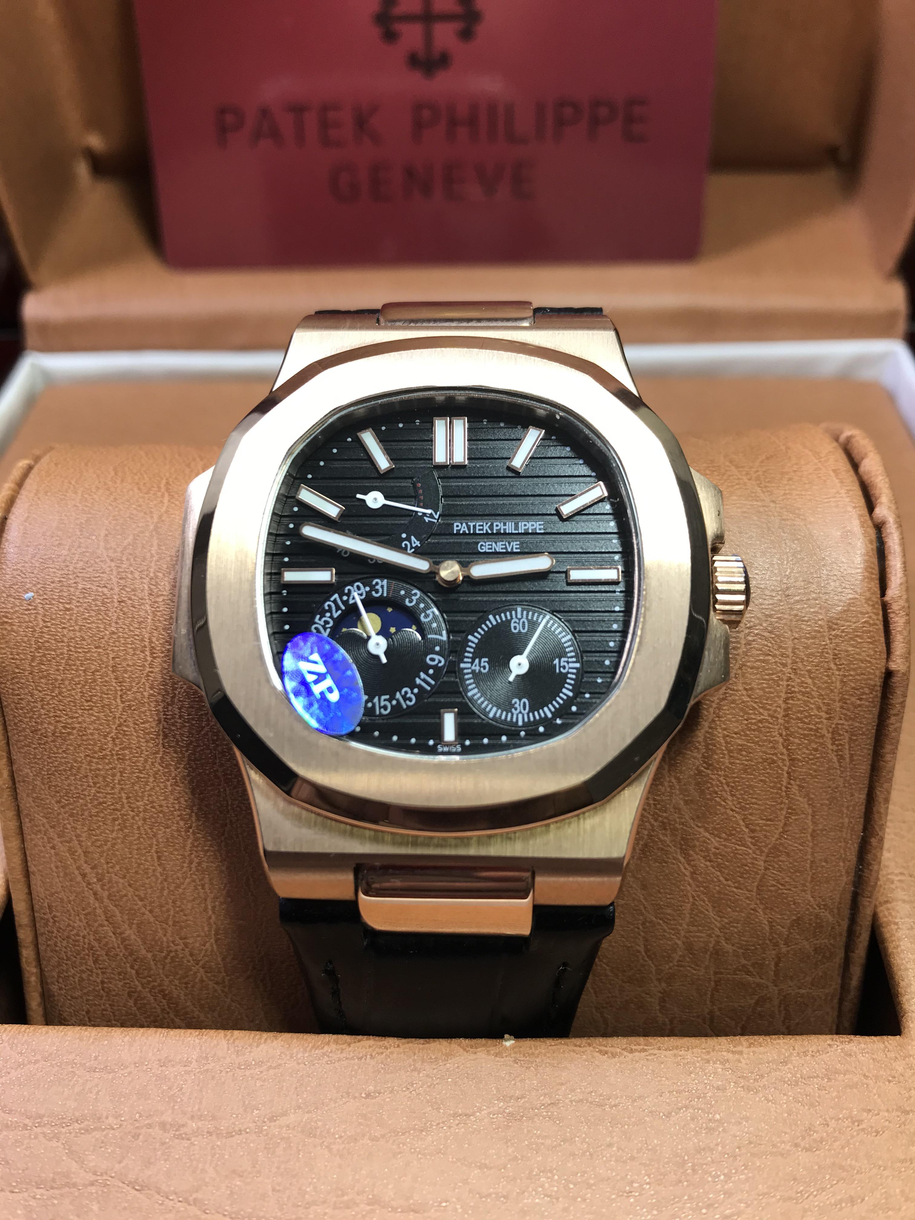Patek Philippe Nautilus 5712R (5A)