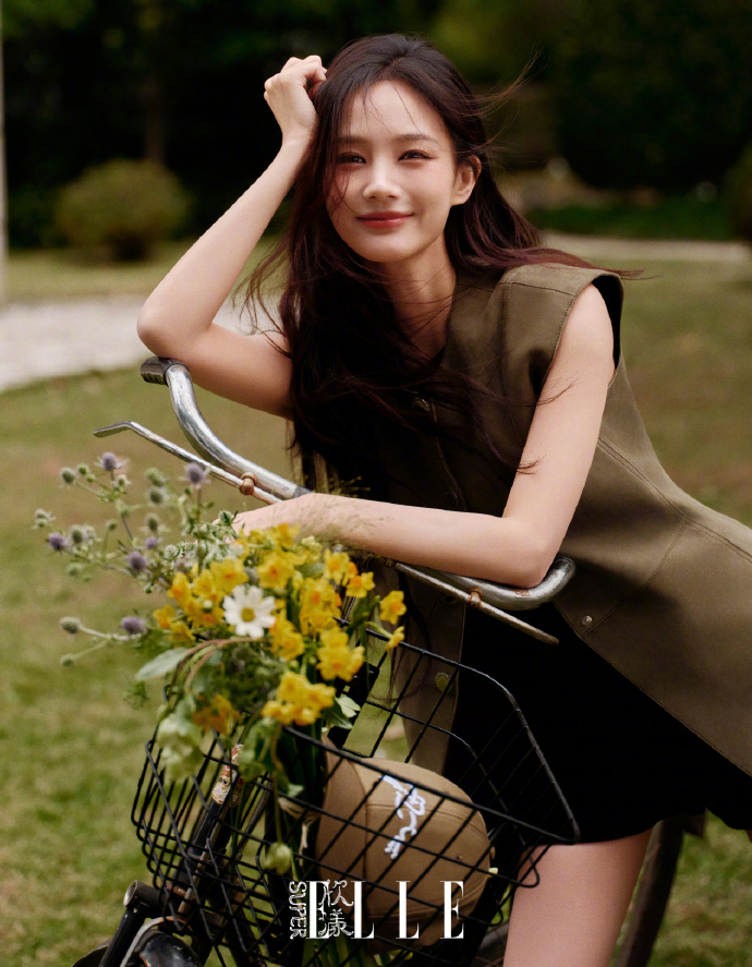 Pre - นิตยสาร SuperELLE หลี่อี้ถง LiYitong 2025