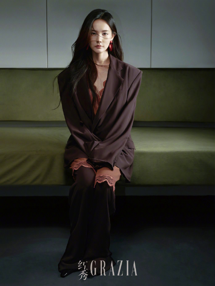 Pre - นิตยสาร GRAZIA LiYitong หลี่อี้ถง 2024