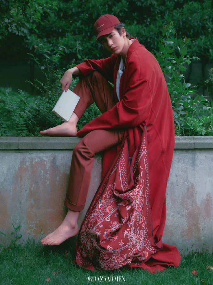 Pre - นิตยสาร Harper's Bazaar Men จางหลิงเฮ่อ zhanglinghe 2025+ การ์ด