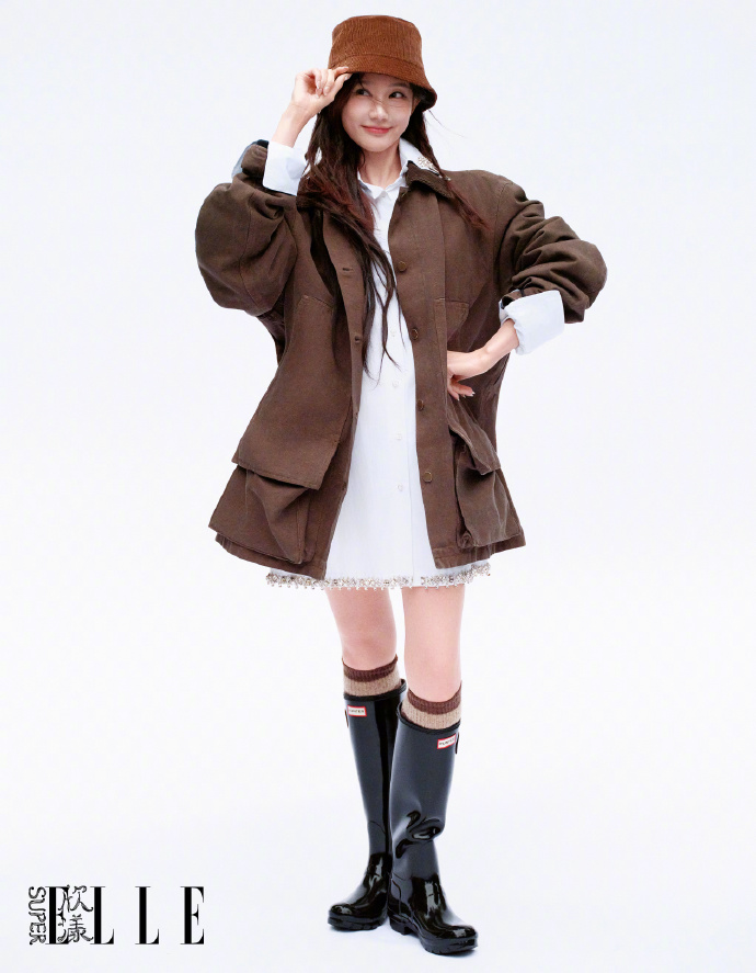 Pre - นิตยสาร SuperELLE หลี่อี้ถง LiYitong 2025