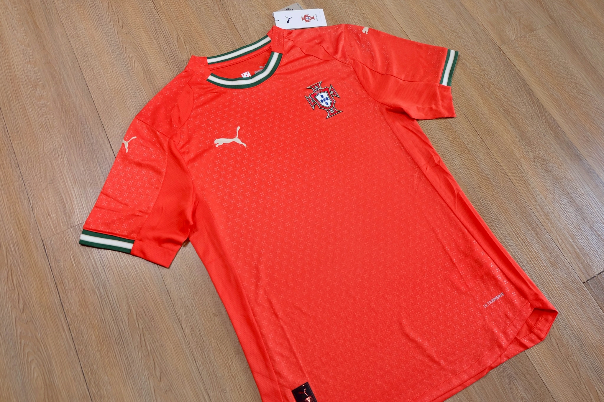 เสื้อทีมชาติ โปรตุเกส ตัวใหม่ เหย้า สีเเดง Player Edition เกรดนักเตะ 2025