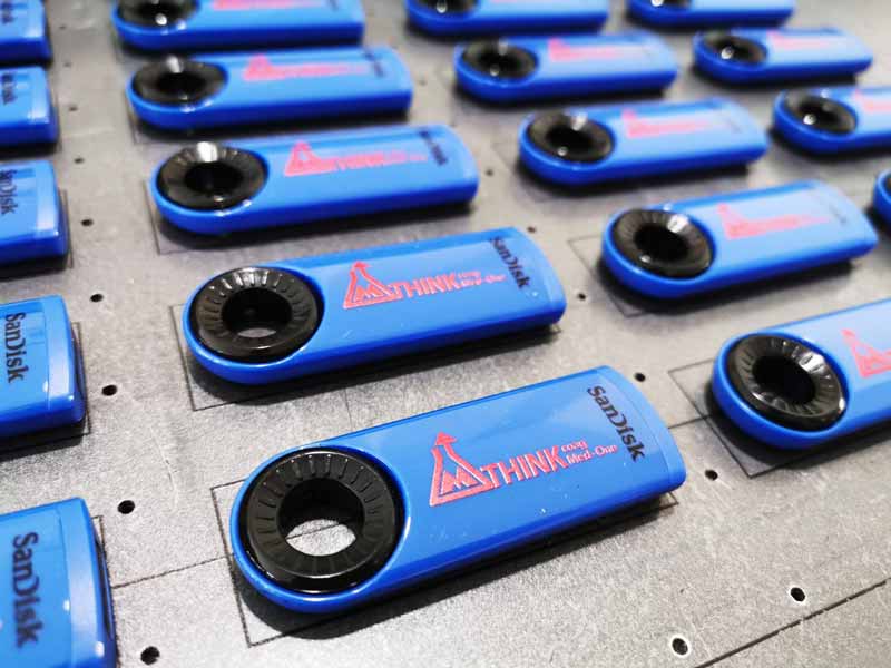 พิมพ์สกรีนโลโก้ แฟลชไดร์ฟ Flash drive