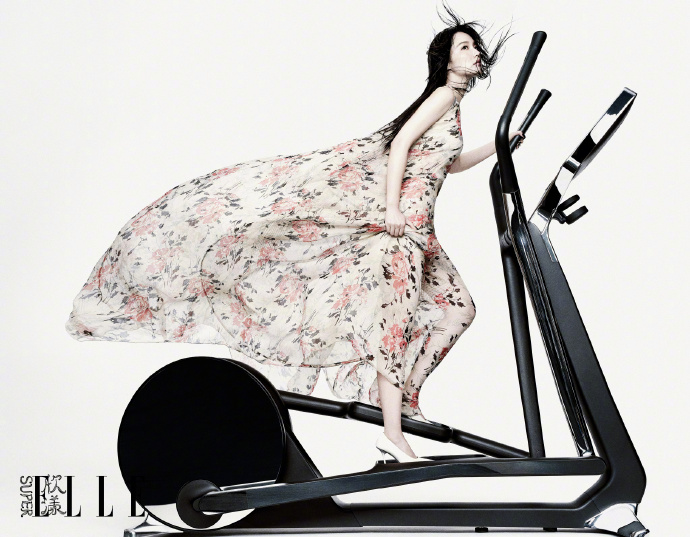 Pre - นิตยสาร SuperELLE LiQin หลี่ชิ่น 2025