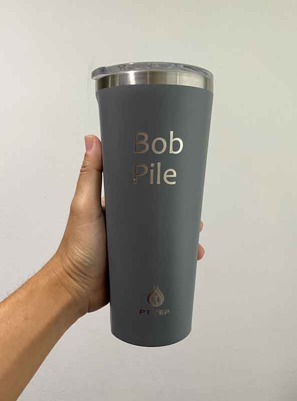 สลักลายโลโก้บนแก้วน้ำ แบบเปลี่ยนชื่อได้