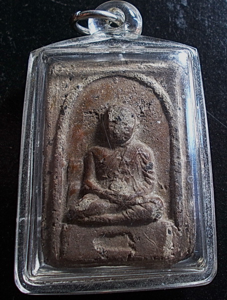 ลป.ทวดสี่เหลี่ยมหลังเจดีย์ วัดมหาธาตุ ในเลี่ยมเดิม