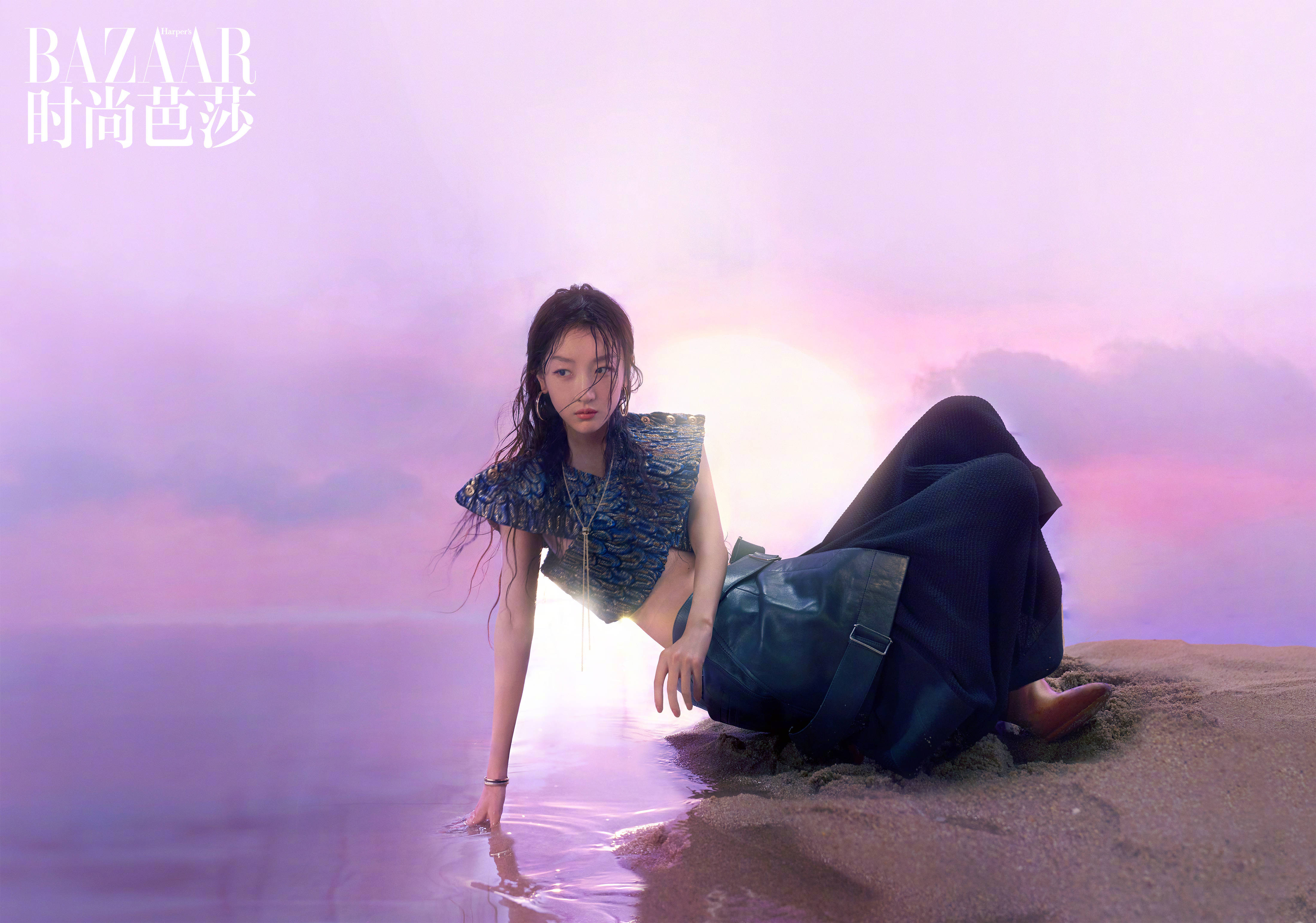 Pre - นิตยสาร Harper’s Bazaar ZhouDongyu โจวตงอวี่ 2022