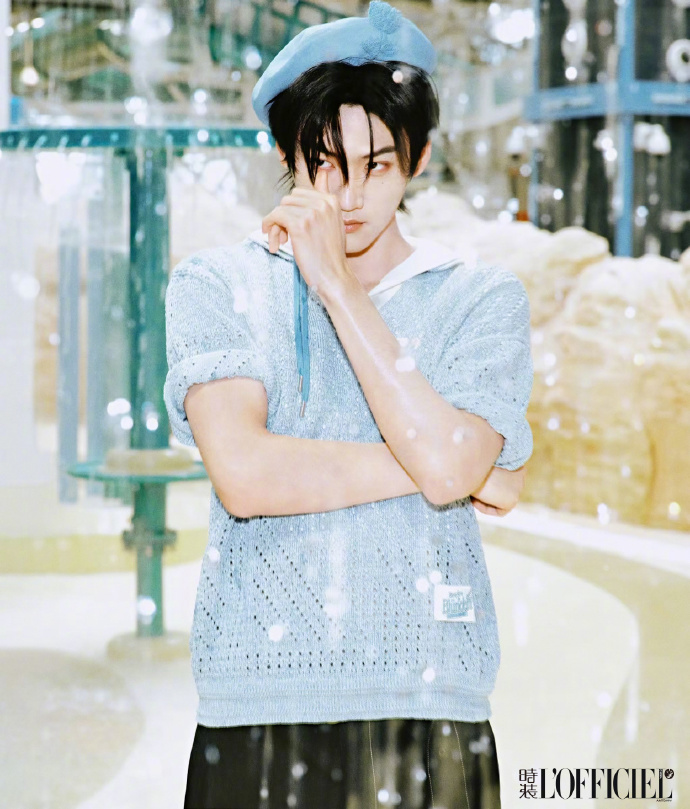 Pre - นิตยสาร L’Officiel China โจวเคออวี่ Zhoukeyu DanielZhou 2025+การ์ด