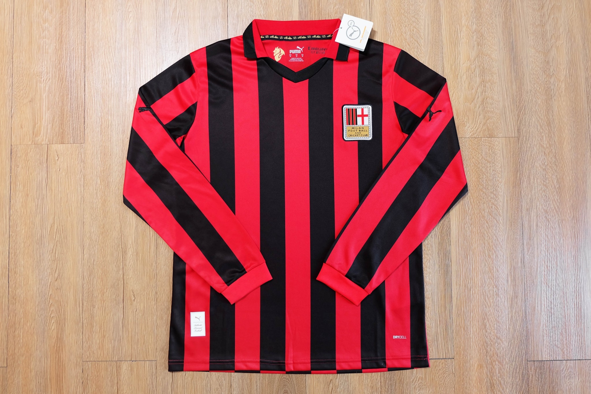 Retro เสื้อฟุตบอลย้อนยุค AC MILAN 125 ปี เกรดเเฟนบอล