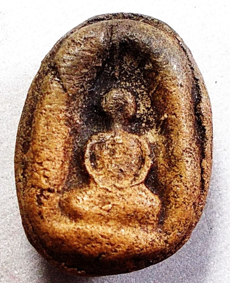 พระเม็ดบัว เนื้อดิน ท่านเจ้าคุณโพธิ์ กรุวัดชัยพฤกษ์มาลา
