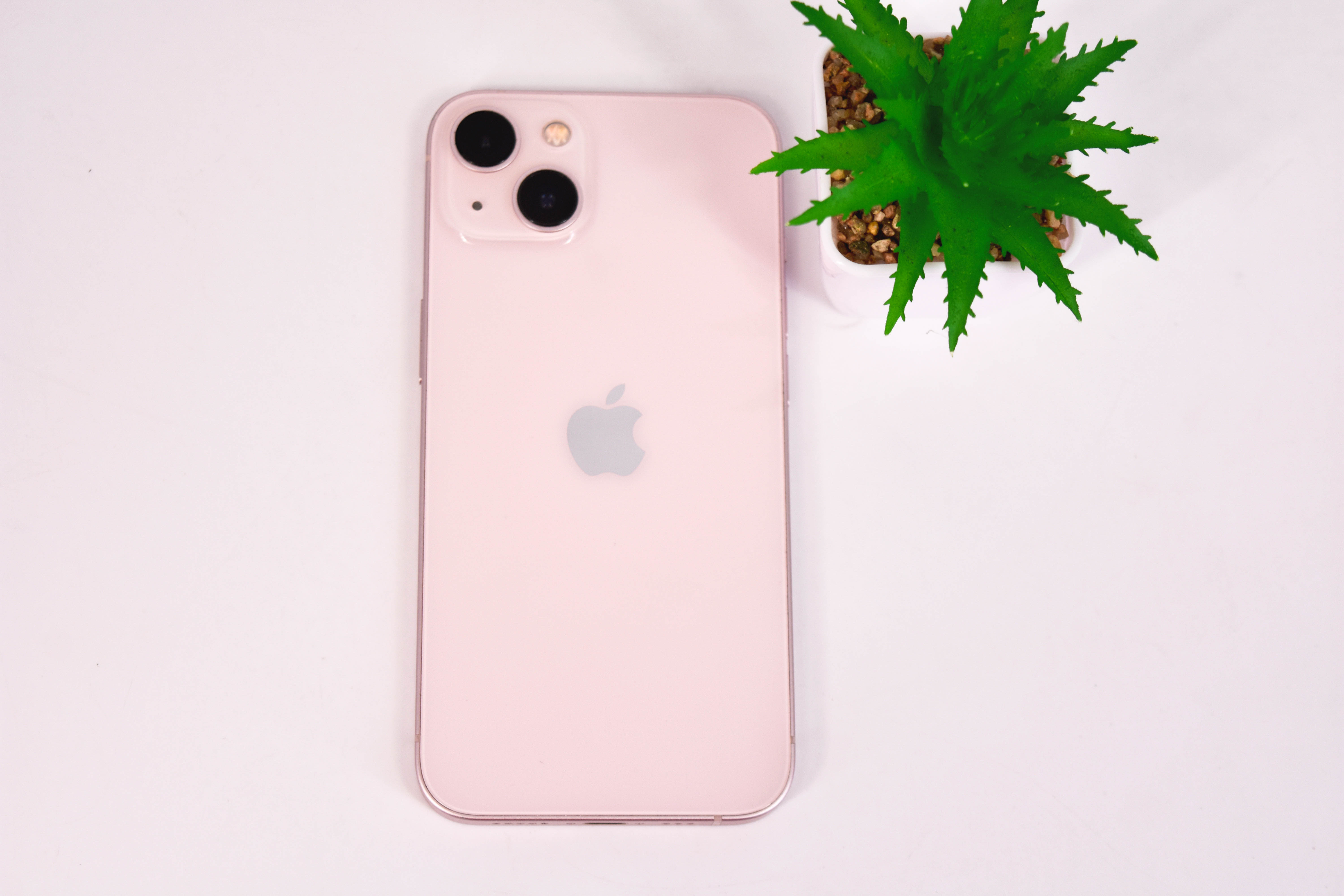 iPhone 13 128GB Pink