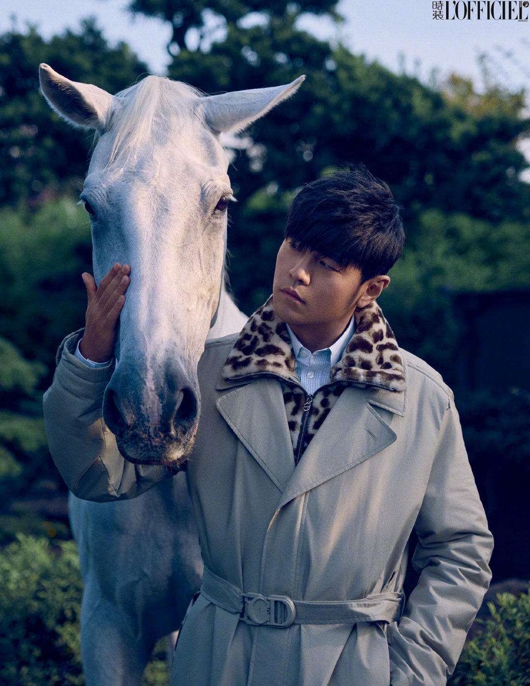 Pre - นิตยสาร L’Officiel JayChou โจวเจี๋ยหลุน 周杰倫 2023