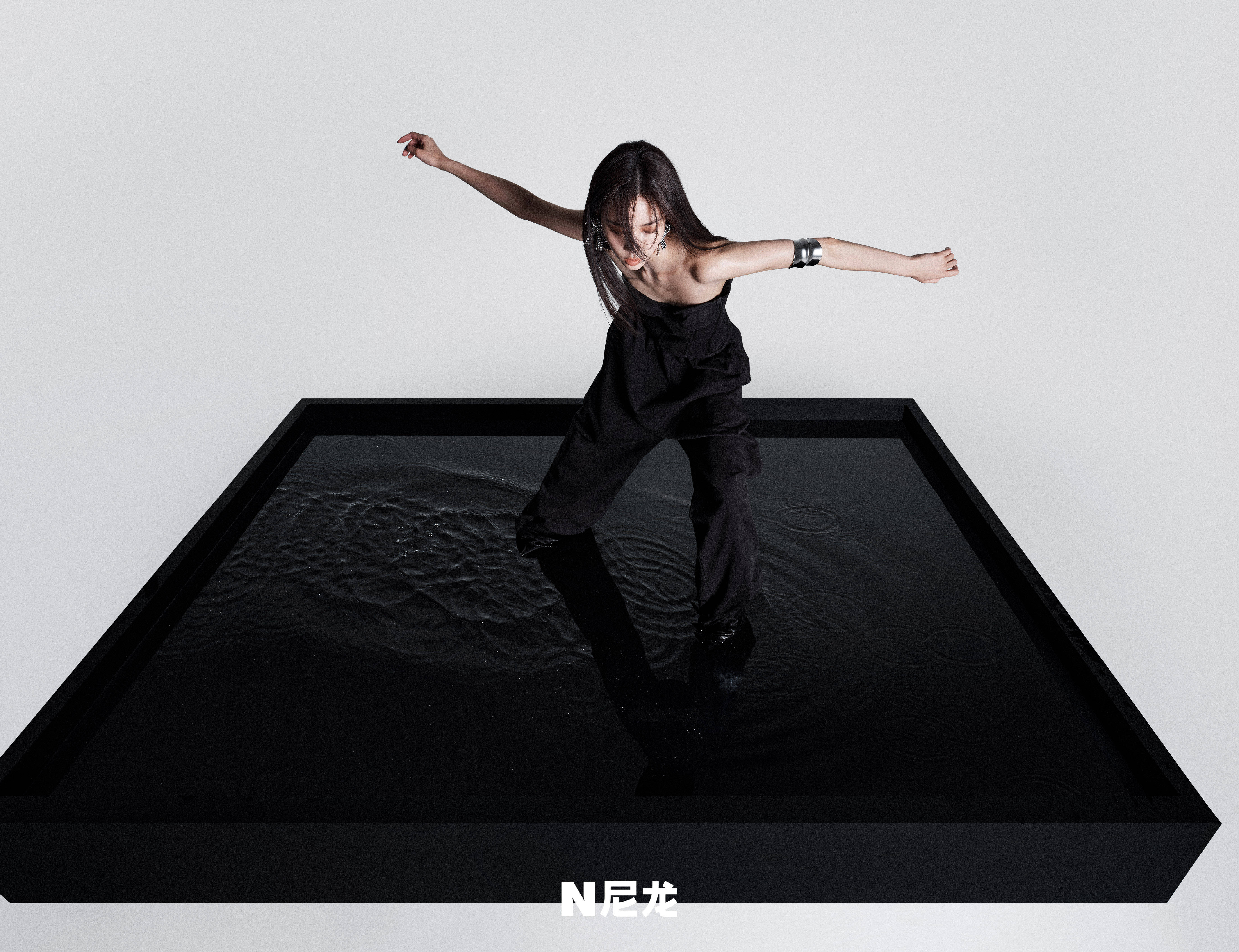 Pre - นิตยสาร OK ซ่งเหยียนเฟย Songyanfei 2022/Nylon China