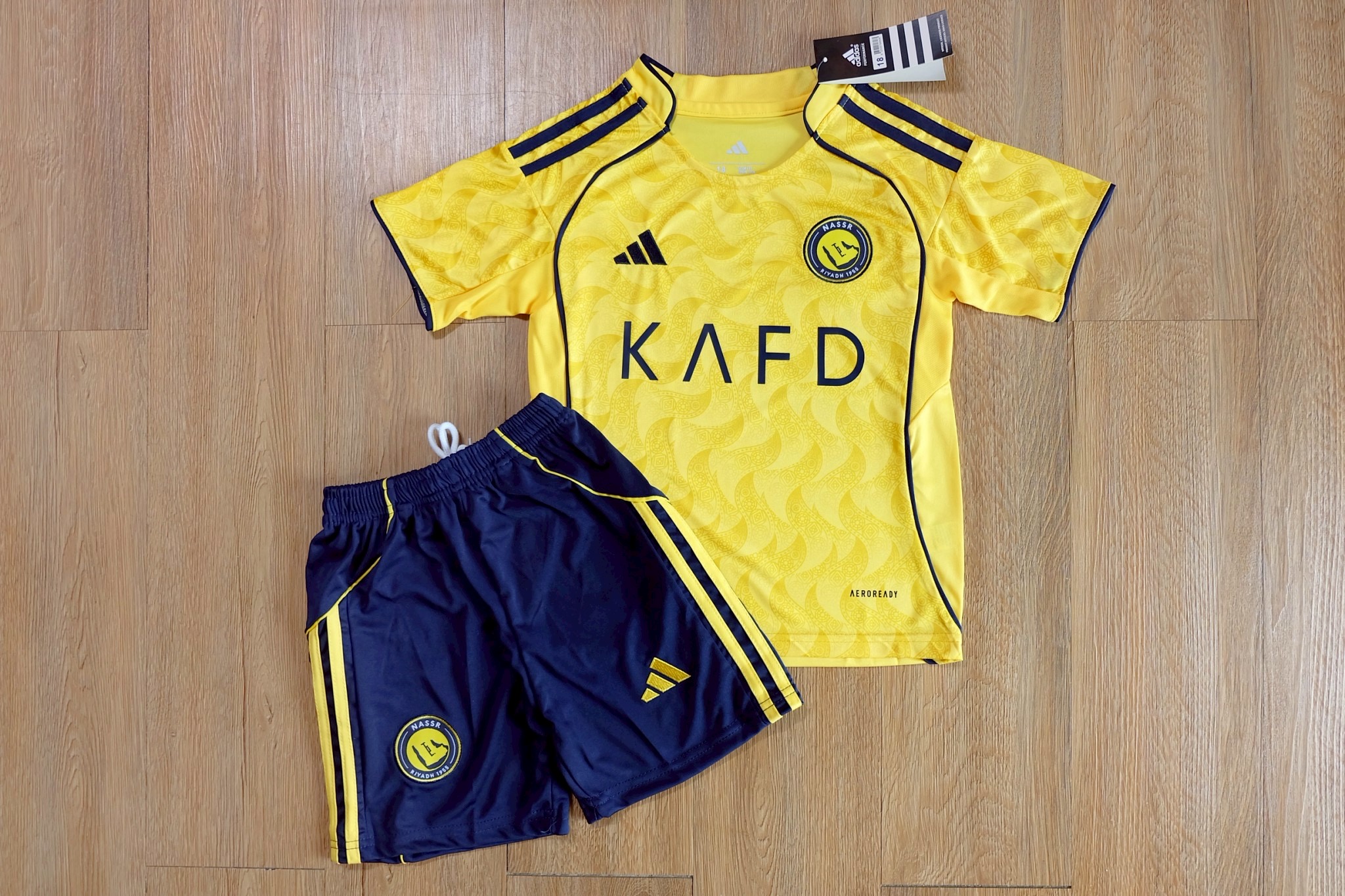 ชุดฟุตบอลเด็ก – อัล นาสเซอร์ Fans Edition เกรดแฟนบอล 2025