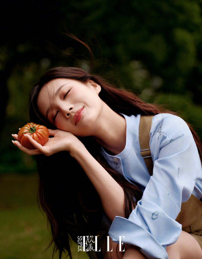 Pre - นิตยสาร SuperELLE หลี่อี้ถง LiYitong 2025